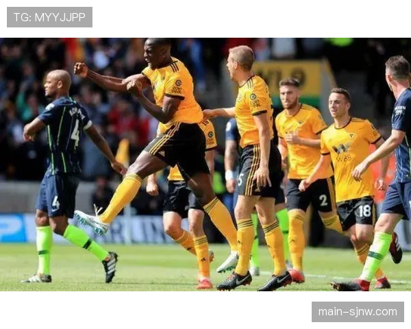 洛里昂通过团队协作弥补个人能力 防守韧性优于纸面实力