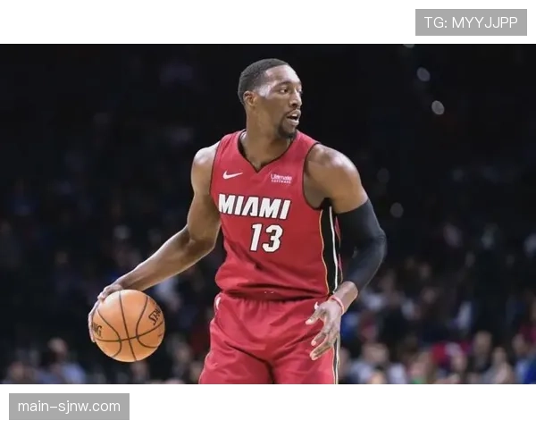 魔术热火五场内胜场差仅0.5 直通季后赛席位争夺进入白热化 魔术热火五场内胜场差仅0.5 直通季后赛席位争夺进入白热化